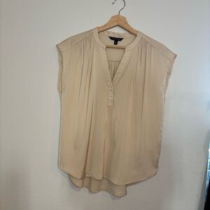 Banana Republic Silky Cap Sleeve Blouse - Ivory Henley V-Neck - Size S